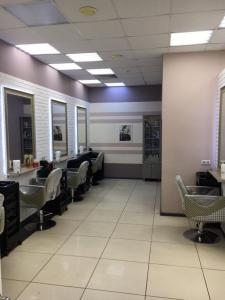 Фотография Haircut Express 4
